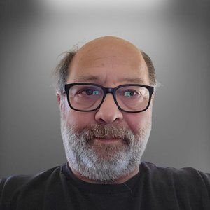 Meet your Posher, Stuart